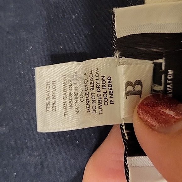 Ann Taylor shrug, white w. black ribbons - Picture 4 of 4